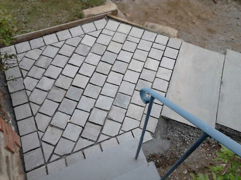 Pose pavés en grès